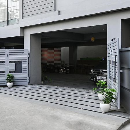 Super Townhouse De Alphabet Karmanghat 海得拉巴 外观 照片