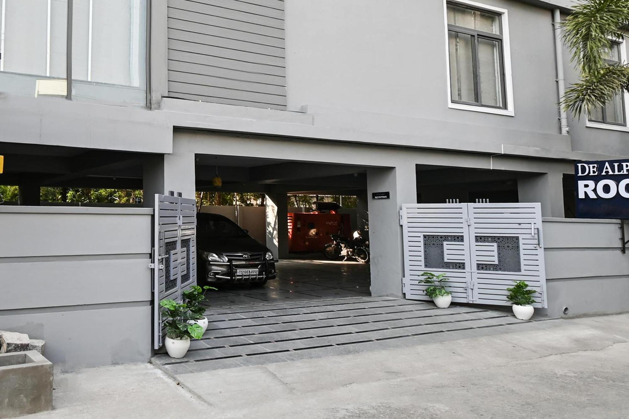 Super Townhouse De Alphabet Karmanghat 海得拉巴 外观 照片